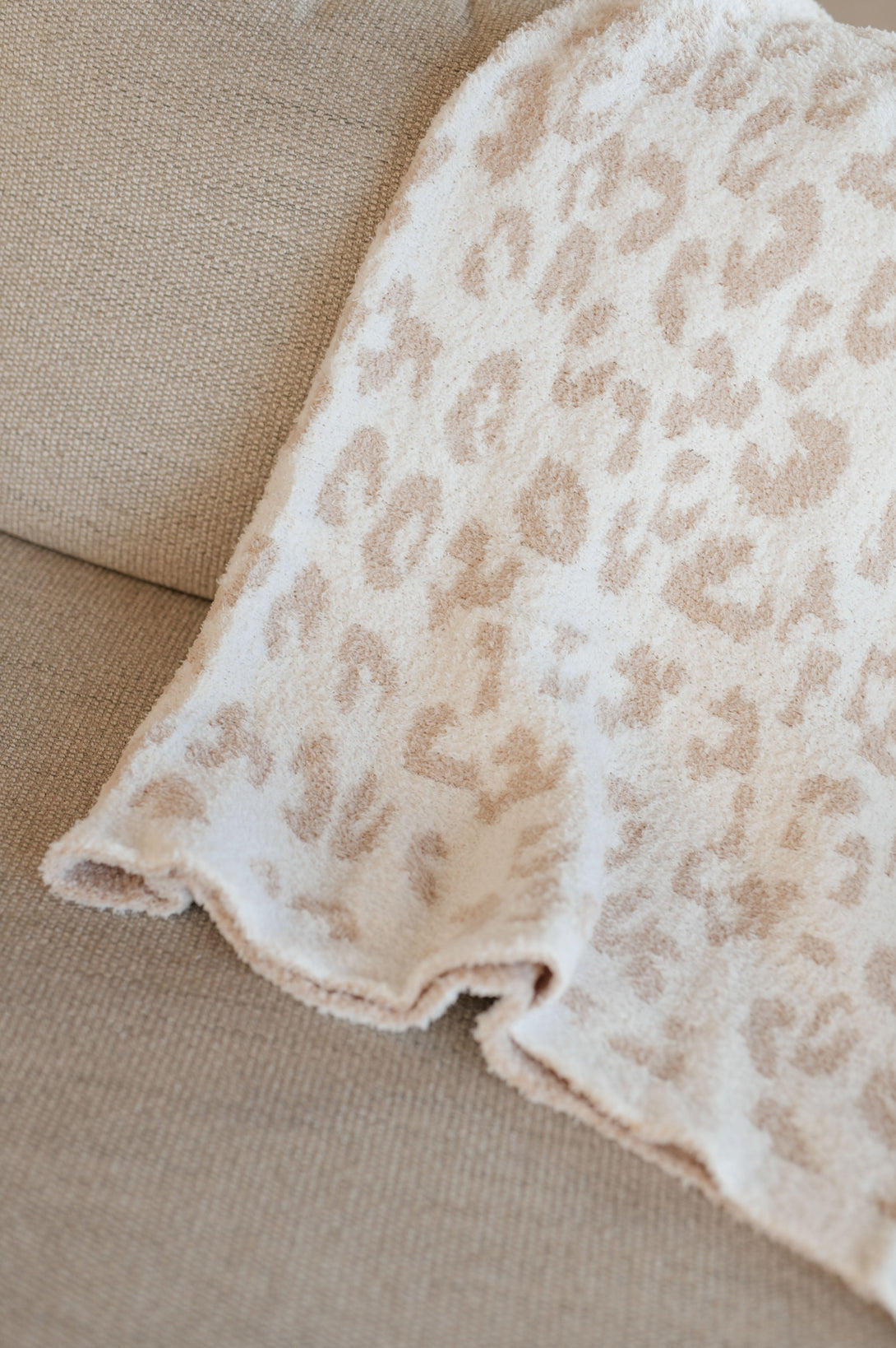Ari Blanket Single Cuddle Size in Neutral Animal OS Blankets by Vim&Vigor | Vim&Vigor Boutique